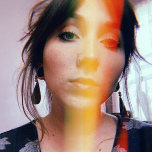 Meet your Posher, Collette